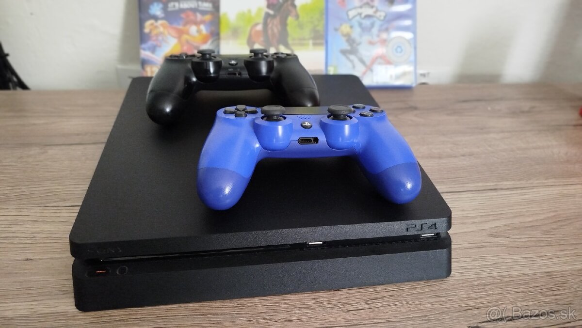 Playstation 4 - 4