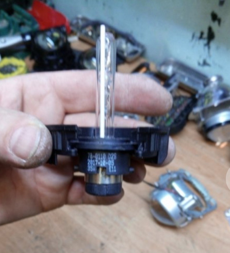 Škoda Octavia 1 xenon bixenon d2s - 4