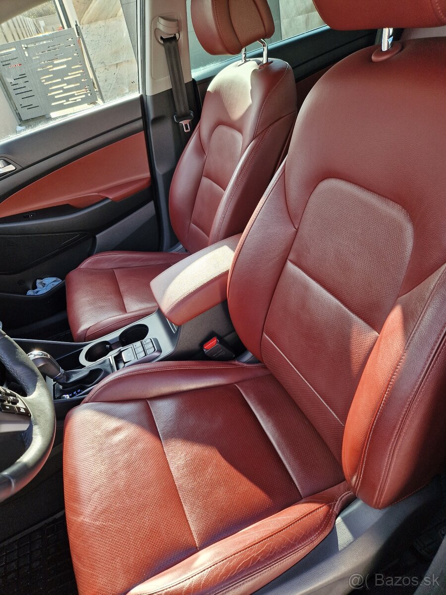 HYUNDAI TUCSON 2.0 CRDI 4×4 PANORAMA - 4