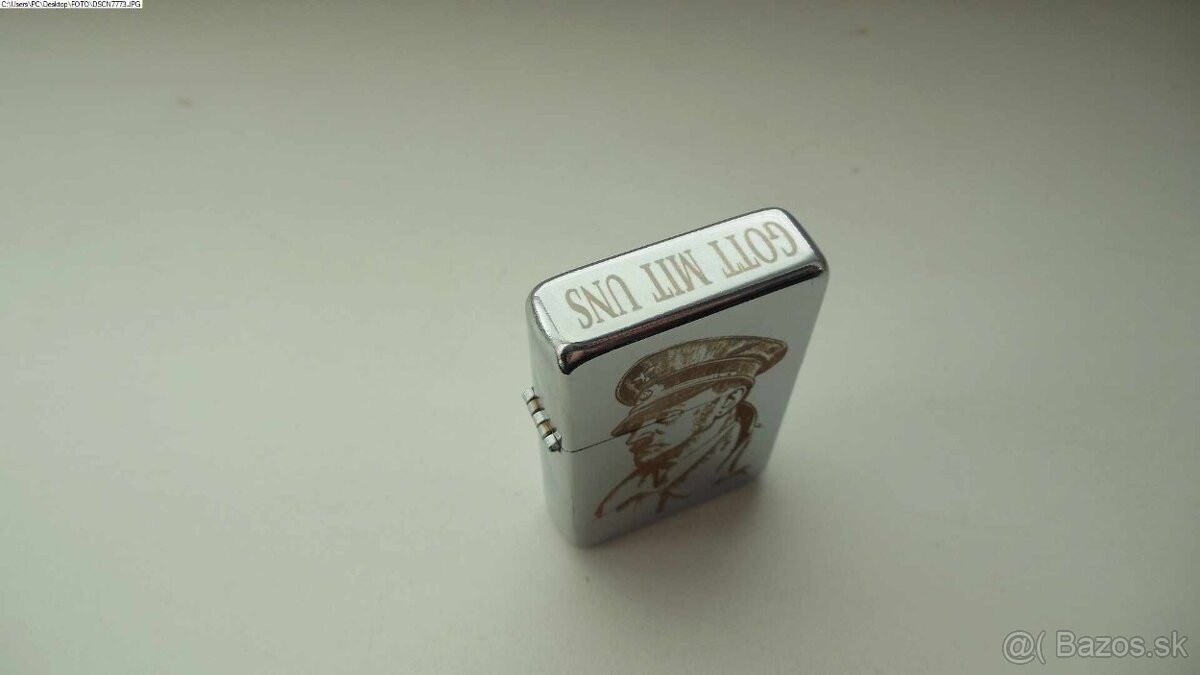 Zapalovač s podpisem A.H. - 4