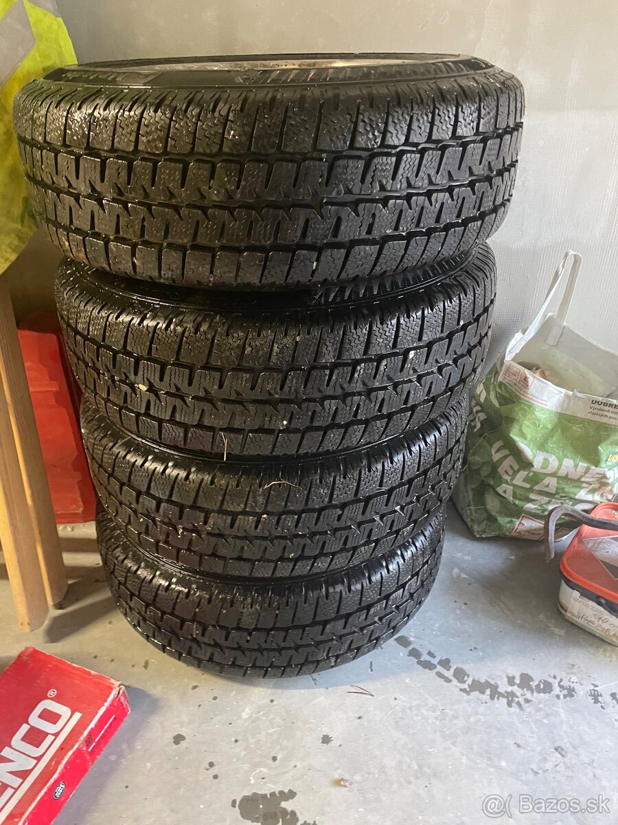 Kolesa 195/70 R15 C a elektrony 5x112 - 4