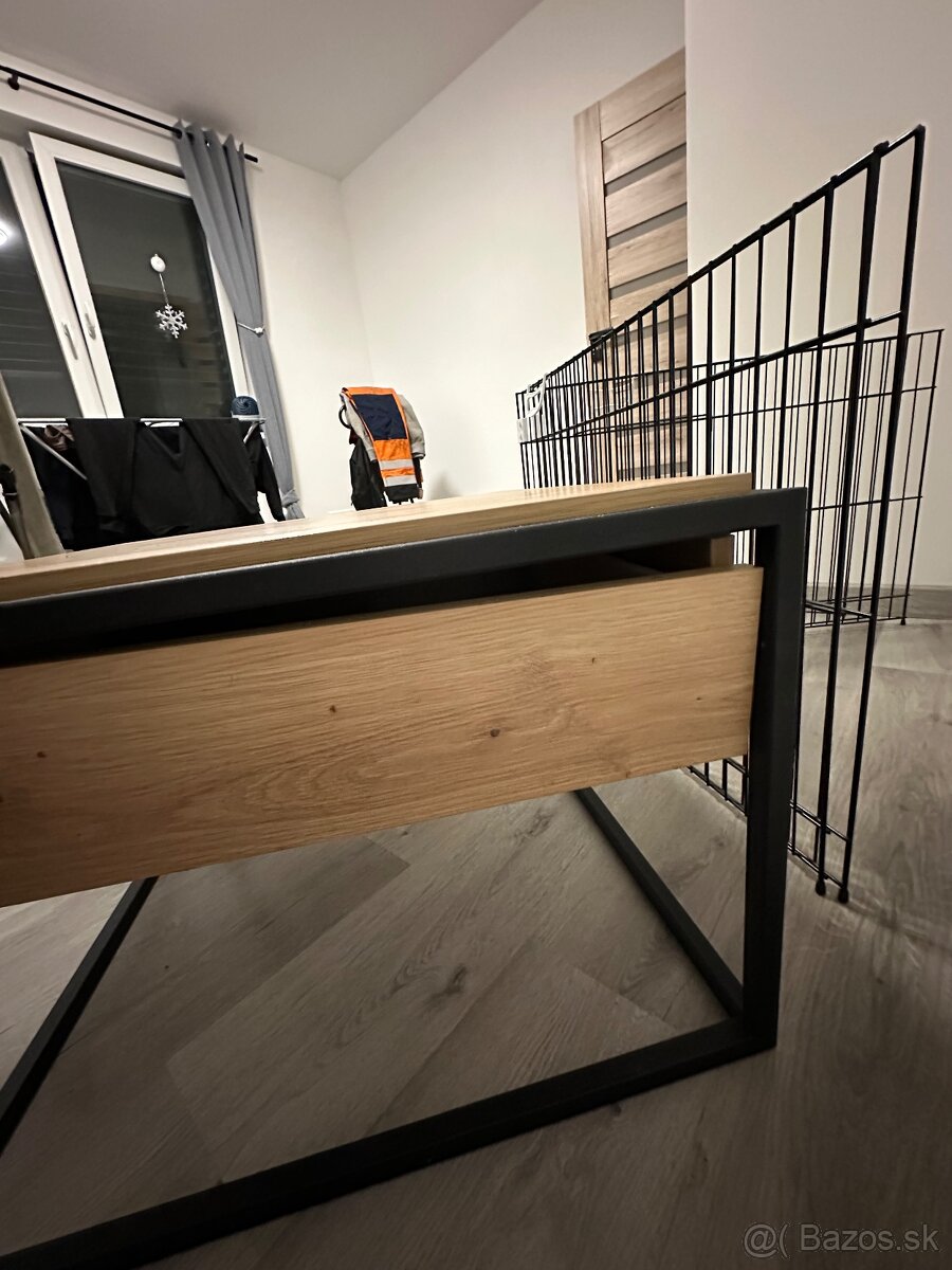 Konferenčný stolík - 4