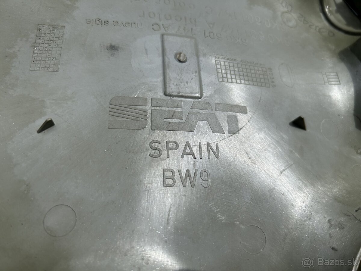 Predám 4 ks originál puklice Seat Inca/Cordoba - 4