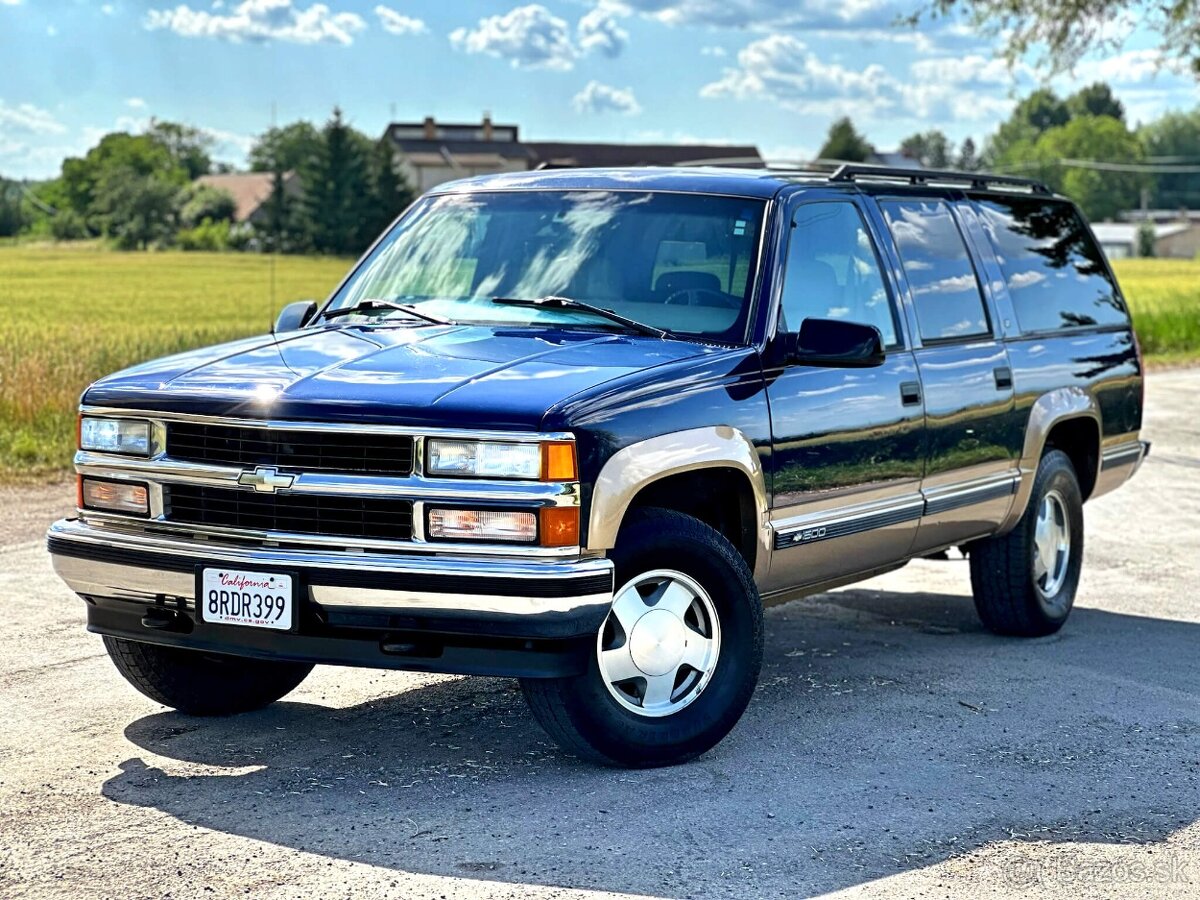 1999 Chevrolet Suburban 1500 LT | 5.7L V8 | 4x4