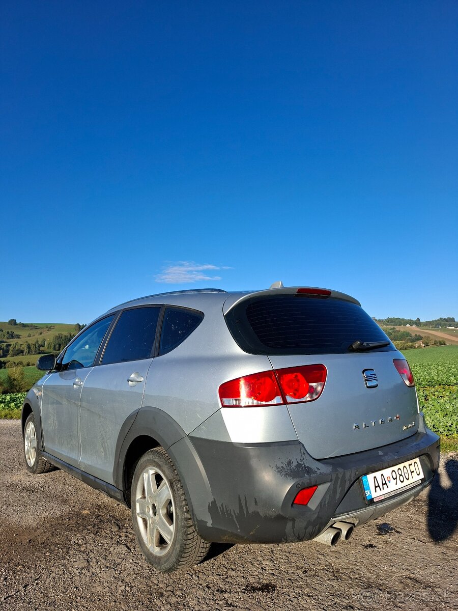 Seat altea freetrack 2.0 Tdi 125kw 4x4 servisná kniha - 4
