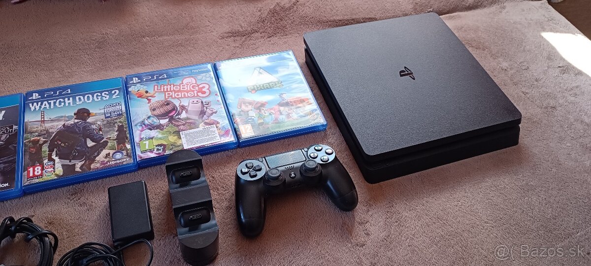 Ps4 slim s hrami - 4
