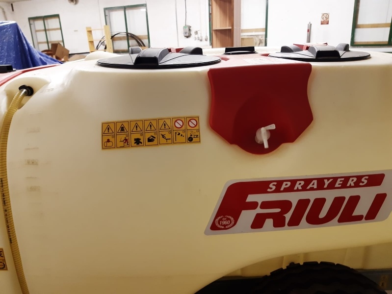 Ťahaný rosič FRIULI DIA POLY 2000/7 - 4