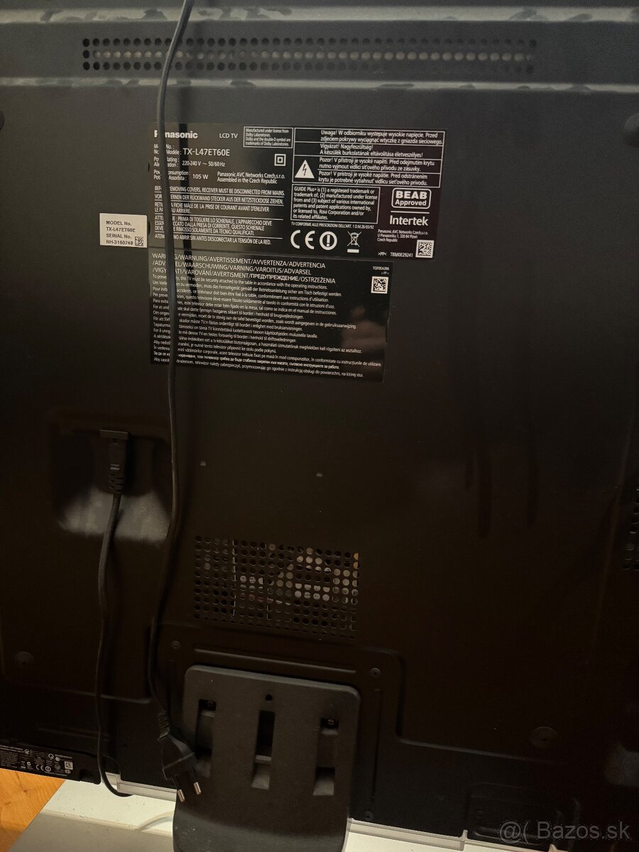 47" Panasonic TX-L47ET60E - 4