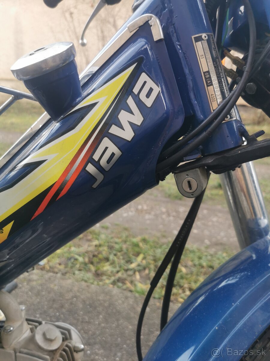 Jawa Betka modrá - 4