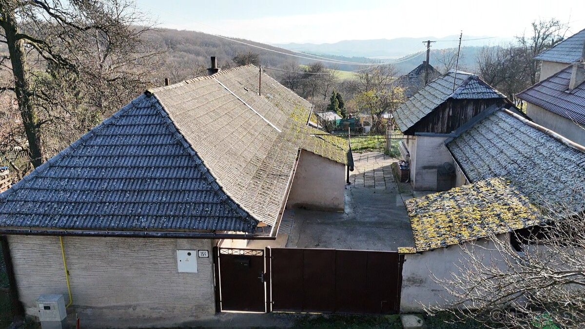 3-izbová chalupa so záhradou a vedľajšou budovou v Hrašnom - 4