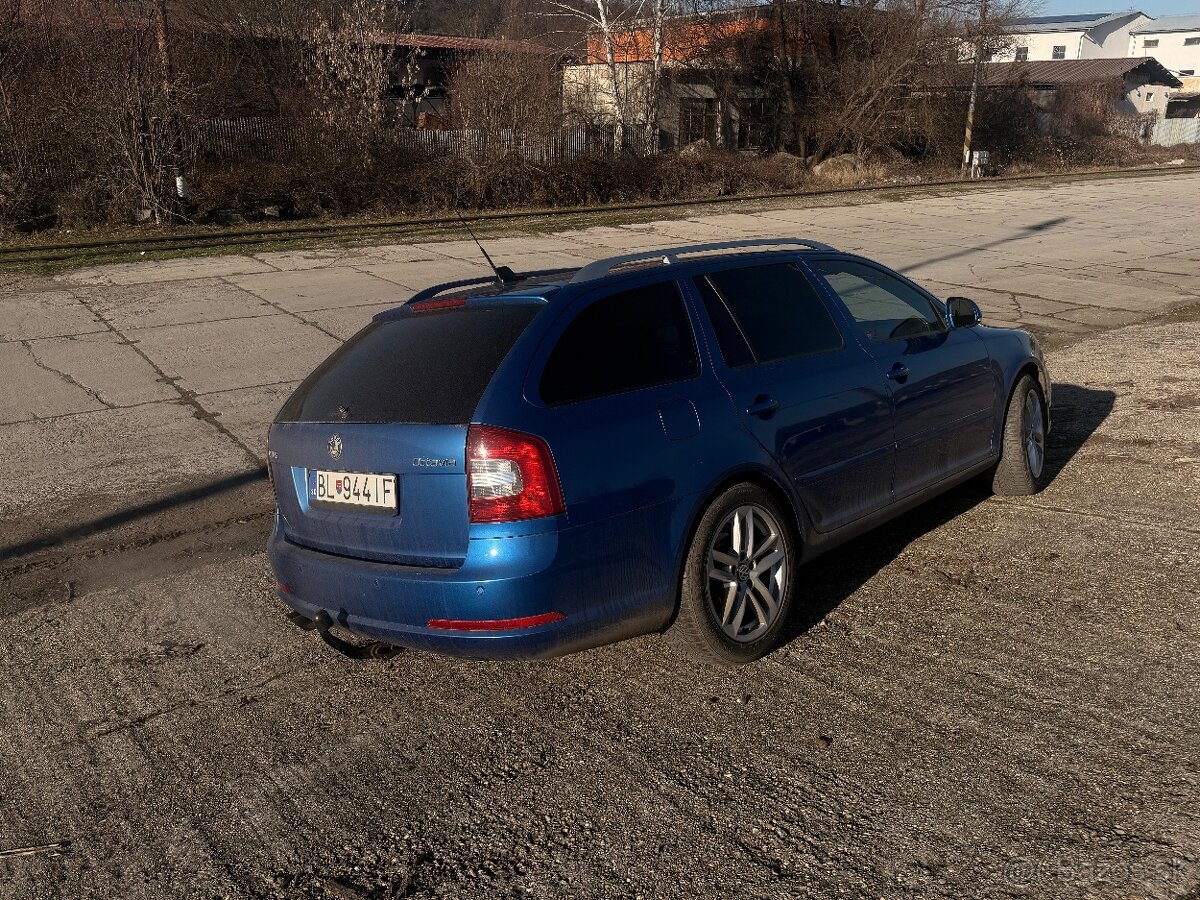 Skoda Octavia 2.0 TDi RS 125kw - 4