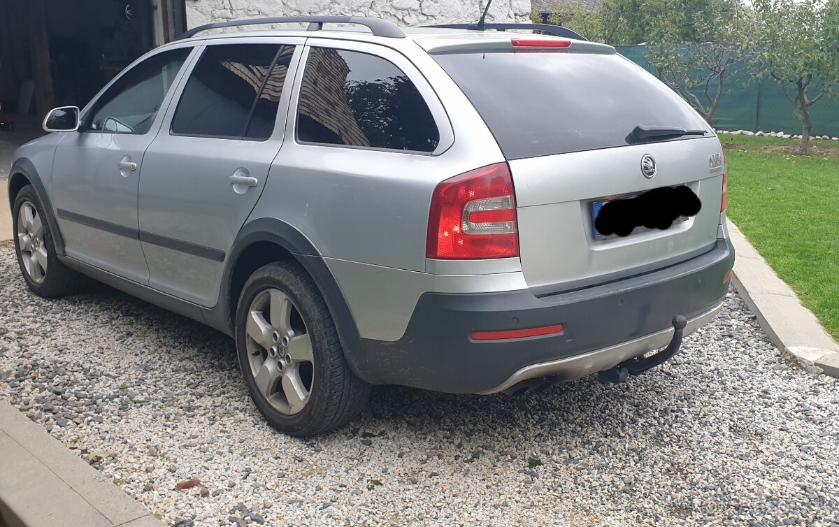 Skoda octavia scout - 4