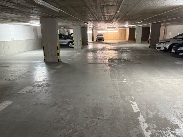 Predaj garážového státia v parkovacom dome na Mraziarenskej - 4