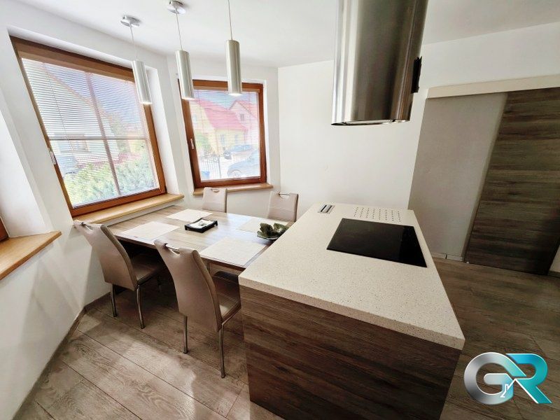 Znížená cena Exkluzívne Ponúkame Vám na predaj rodinnú vil - 4