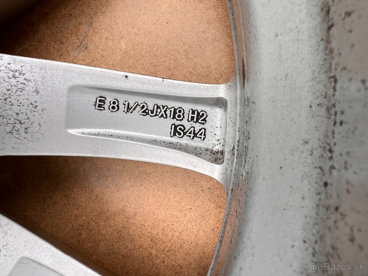 BMW 5X112 R18 8,5J ET44 + TPMS - 4