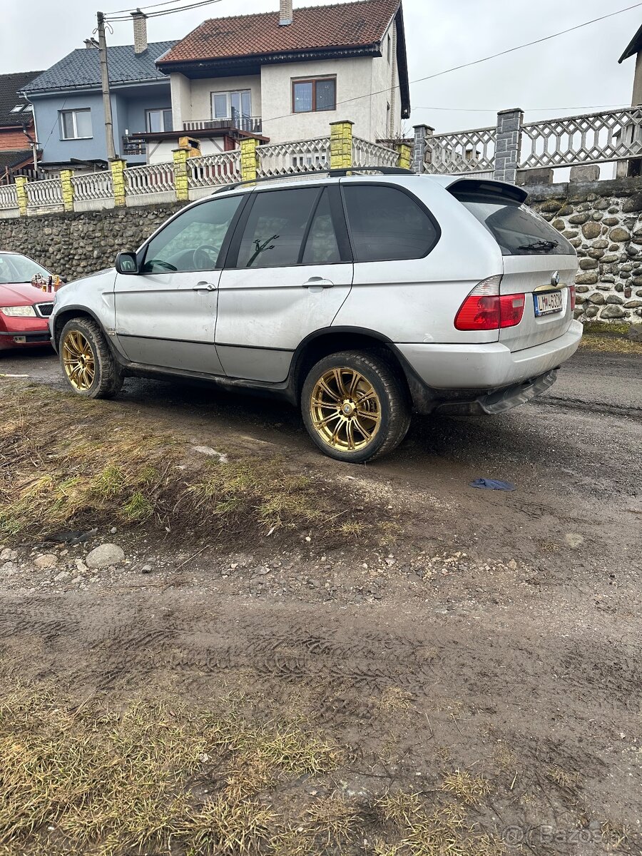 BMW x5 3,0tdi - 4