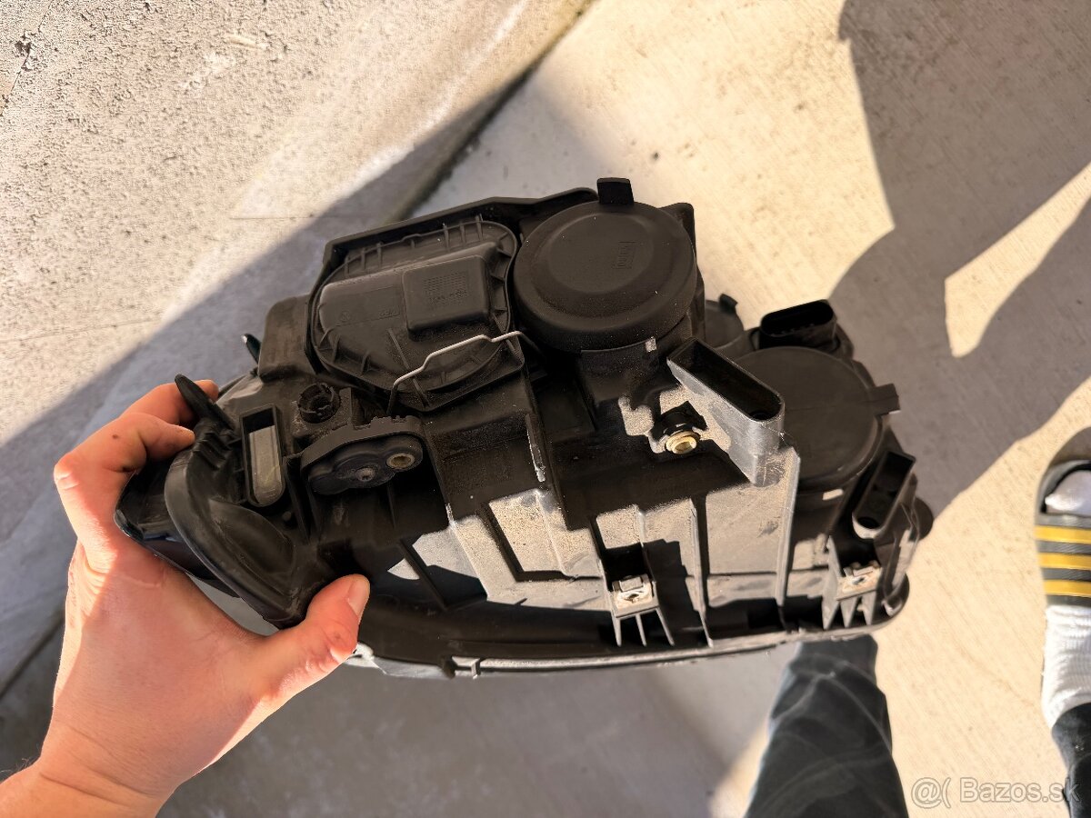 Predné svetla VW T6 - 4