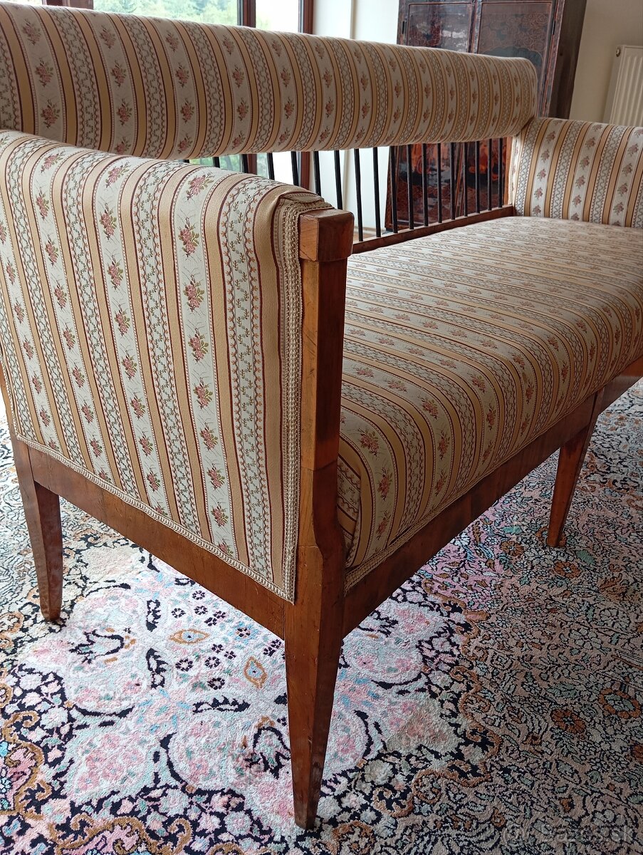 AKCIA ✨Vzácna Biedermeier lavica z r. 1830✨ - 4