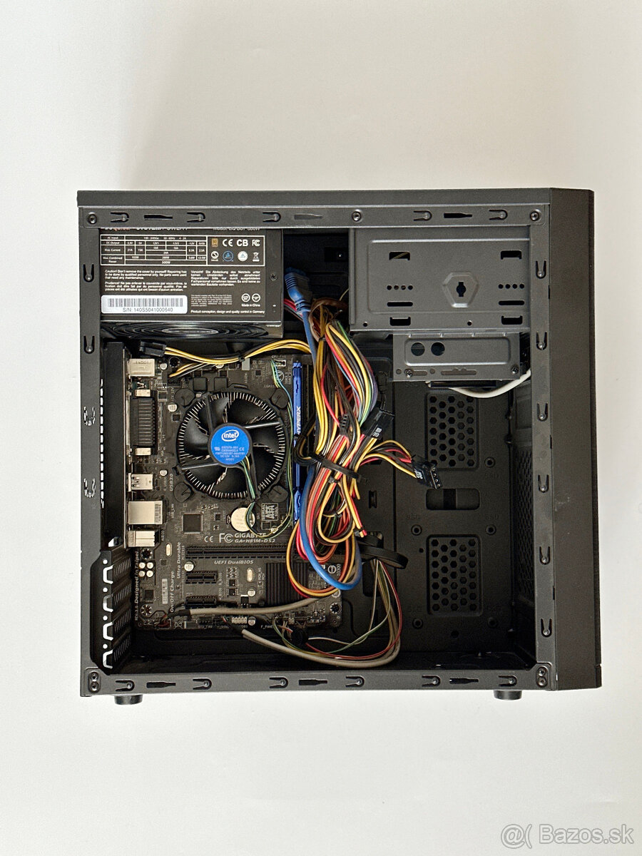 Počítač Mercury s monitorom a príslušenstvom - 4