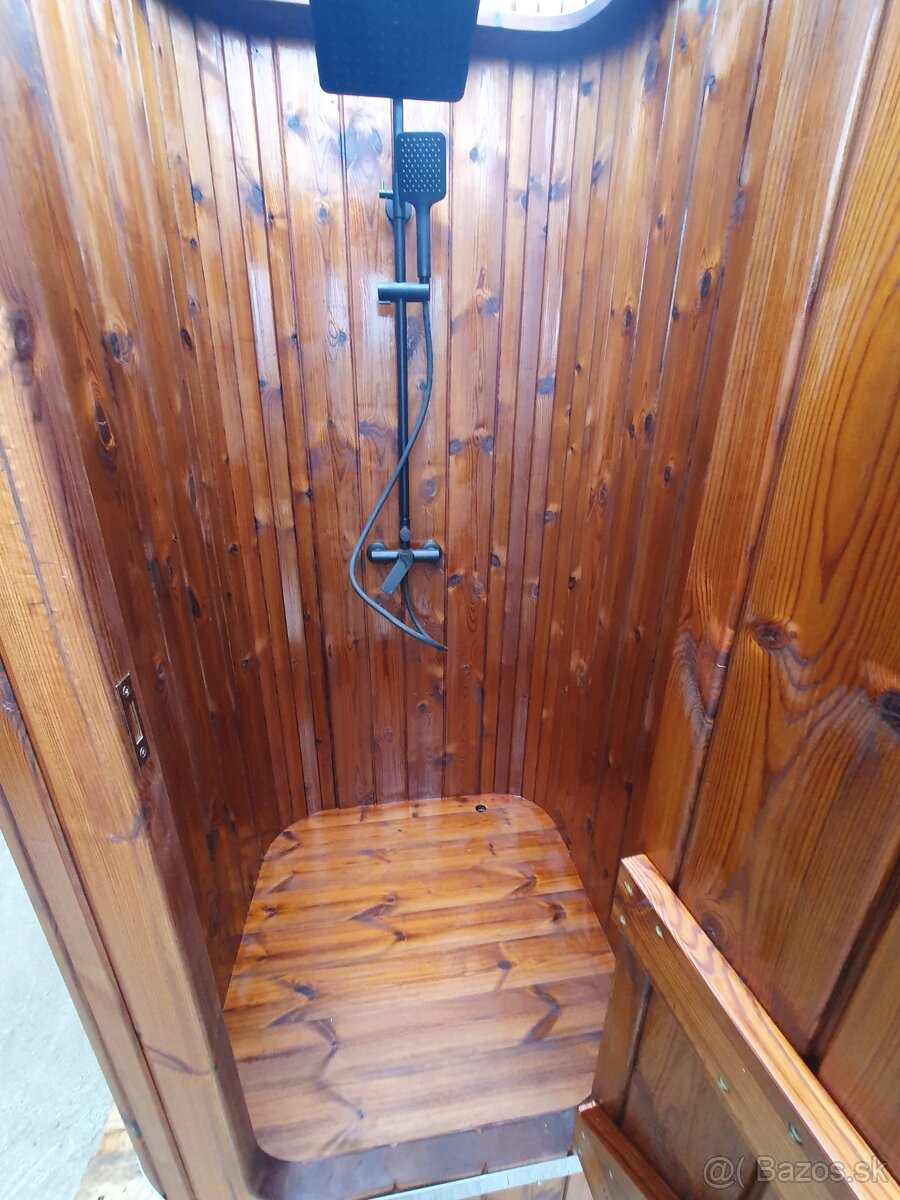 Hranatá záhradná sprcha - 4