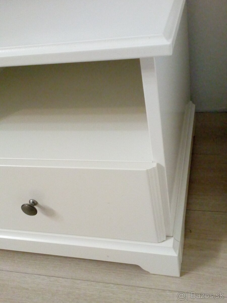 komoda pod TV vidiecky štýl Ikea Liatorp - 4