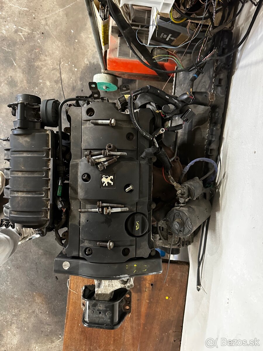 Peugeot/citroen motor 1.6 16V 80kw - 4