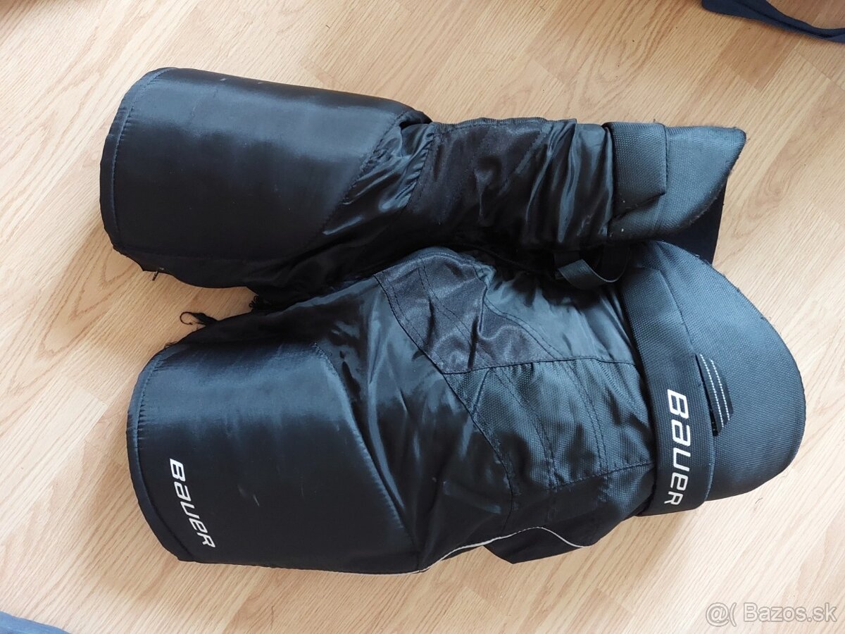 Predám výstroj hokejovu - 4