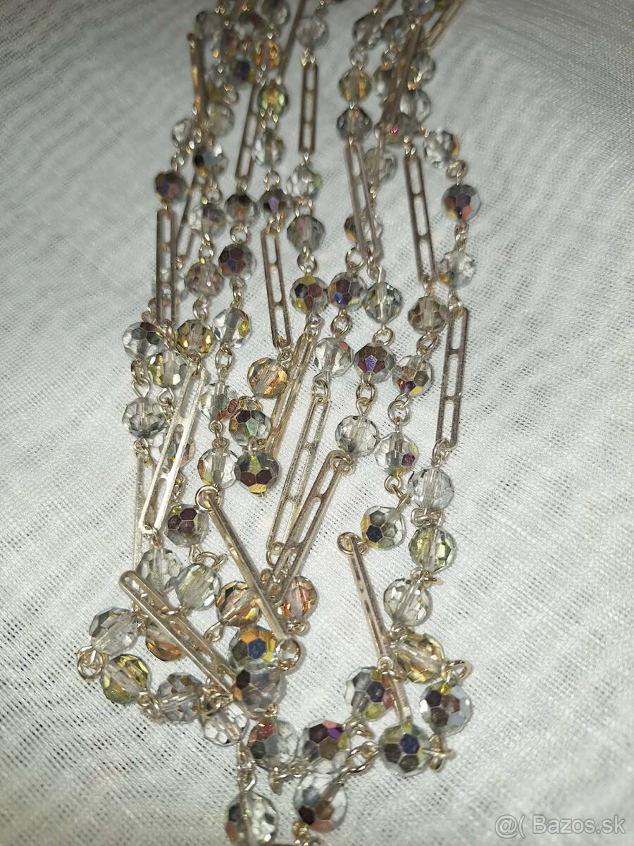 KRÁSNY STARÝ NÁHRDELNÍK - 4