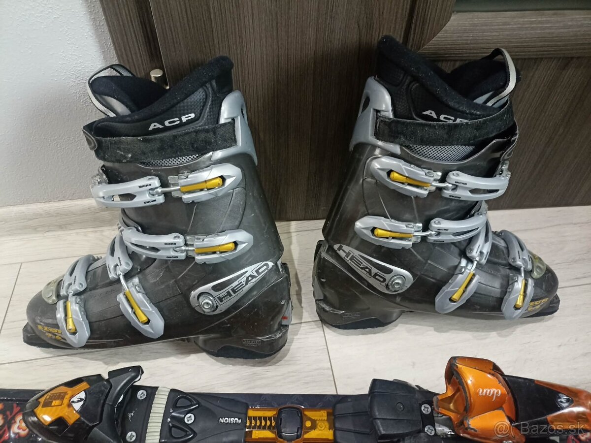 lyže elan a lyžiarky - 4