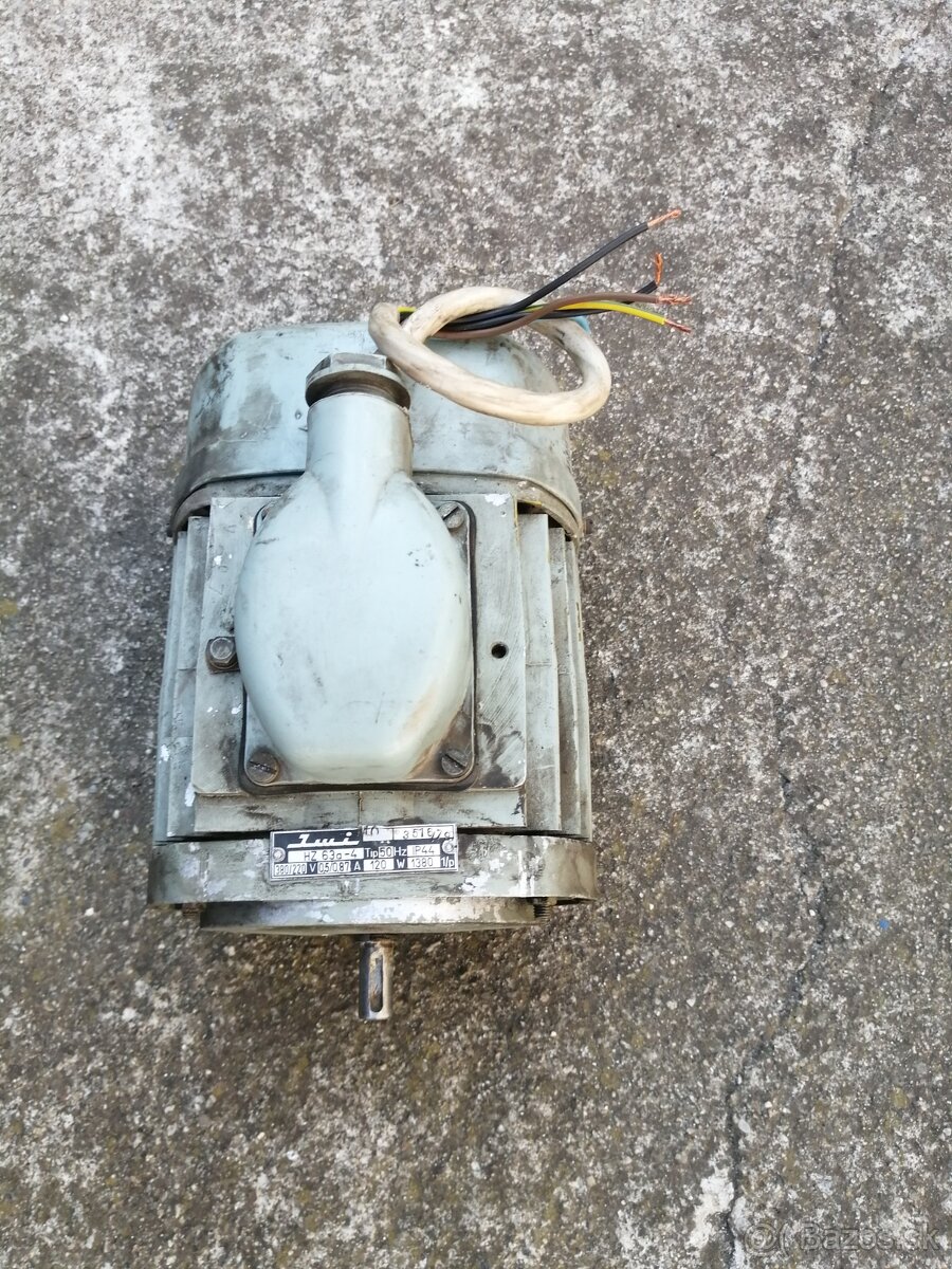 Elektromotor 120 w, 1380 ot /min, 400V - 4