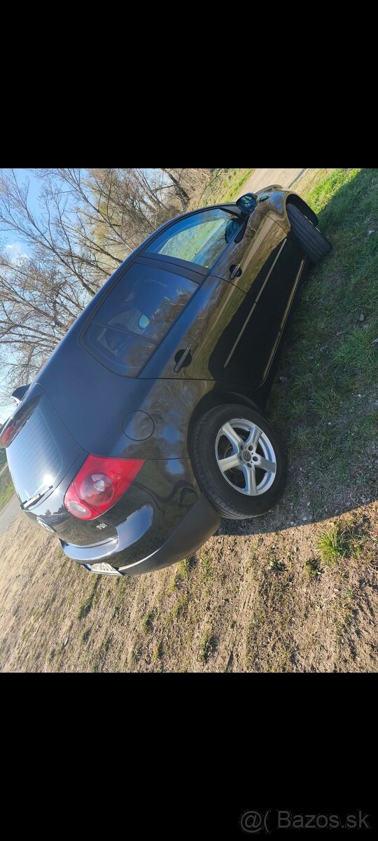 Predám Volkswagen Golf 5 - 4