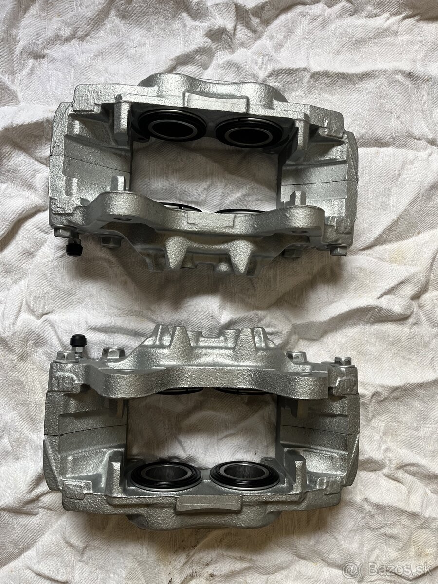 4 piestové brzdové strmene Mitshubishi pajero - 4