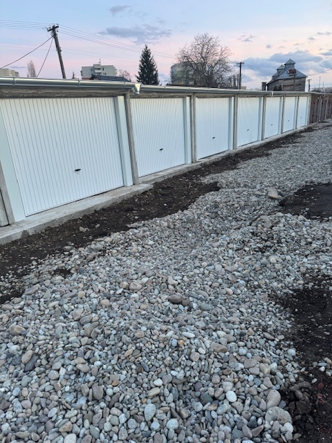 PRENÁJOM - novostavba radových garáží SEREĎ - 4