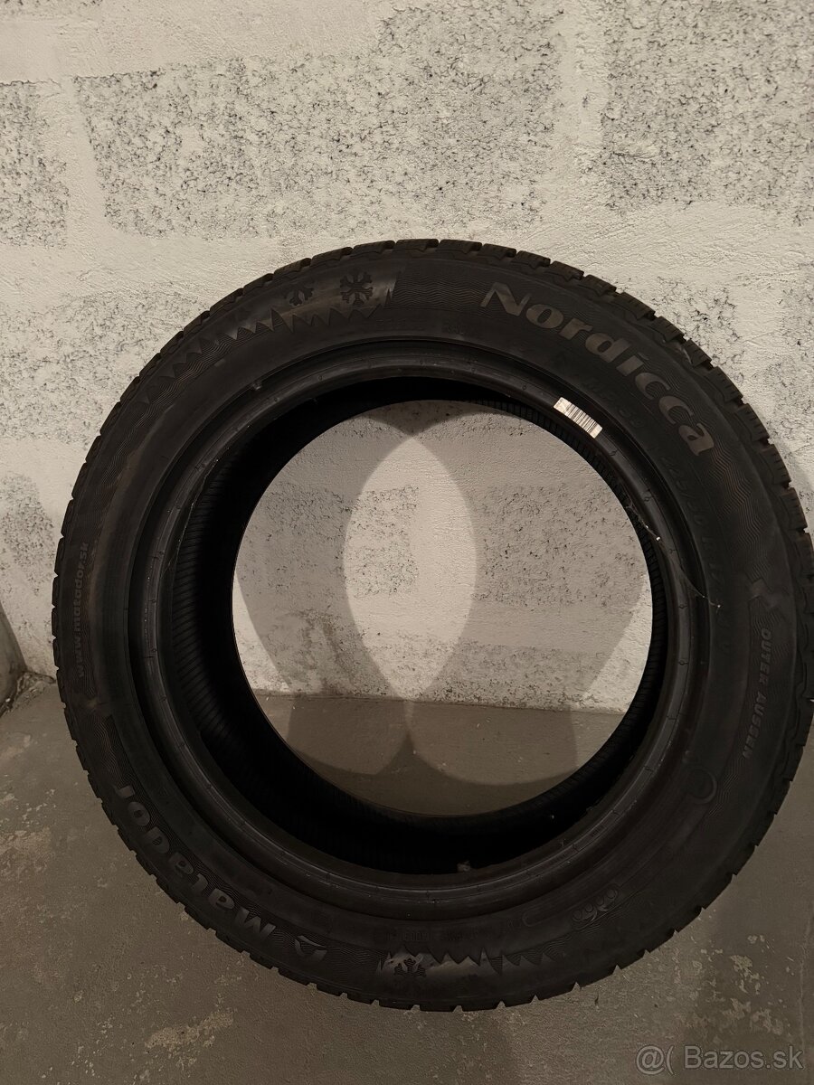 225/50R17 94V - 4