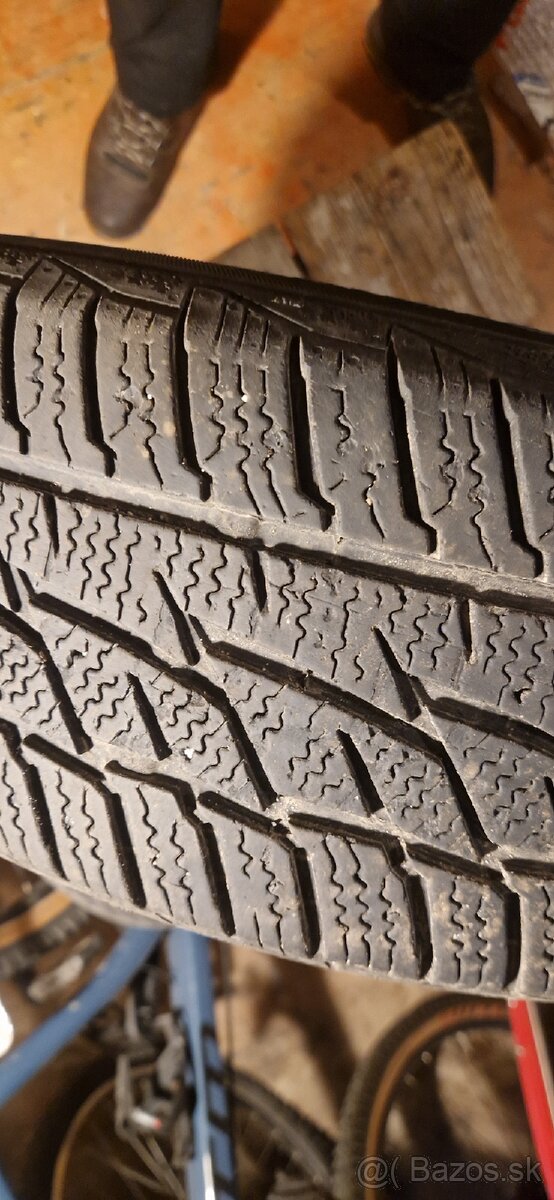 4ks Zimné 185/65 r15 na plech diskoch 4x108 - 4