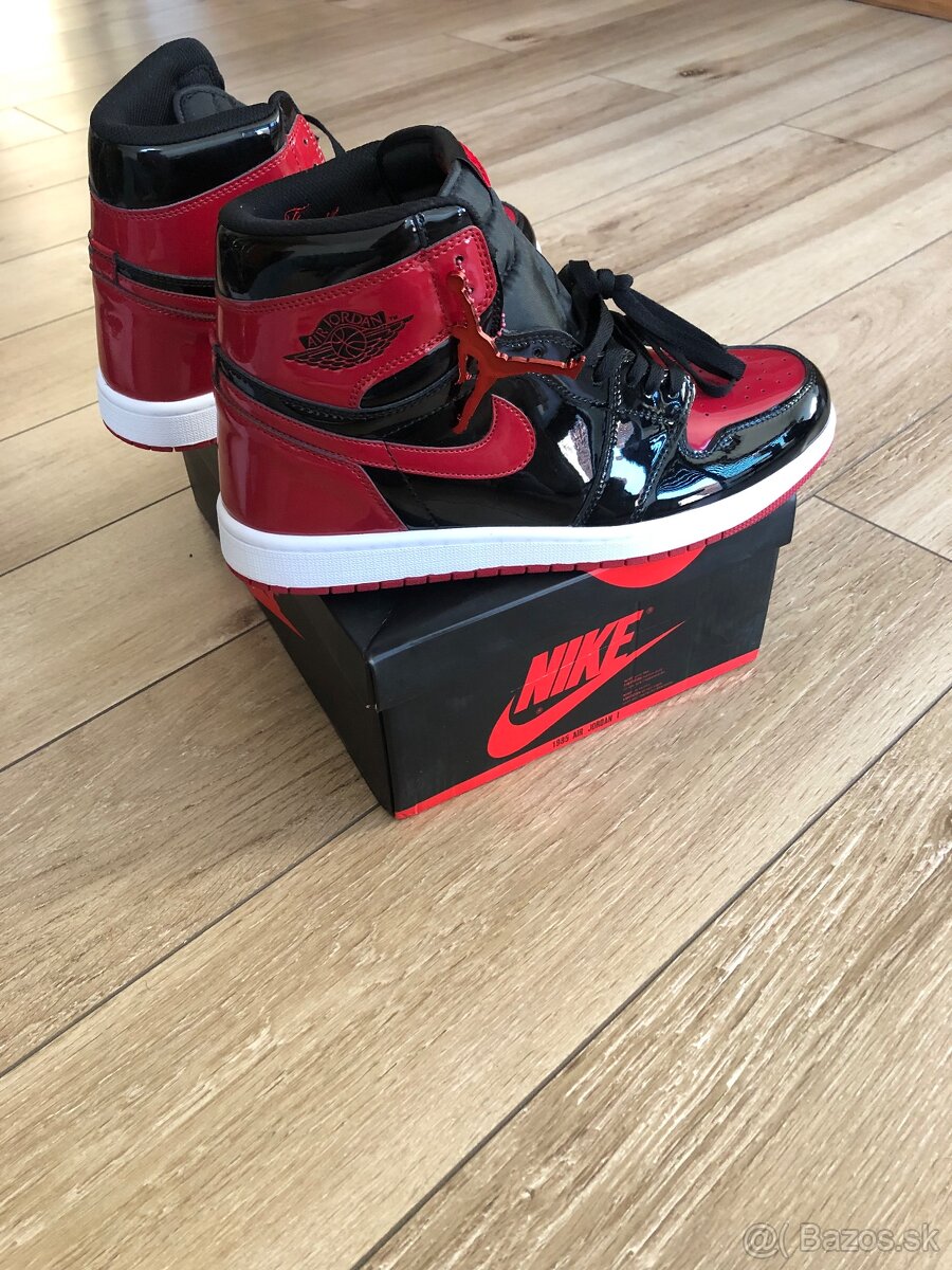 Air Jordan 1 Retro Mid OG - 4