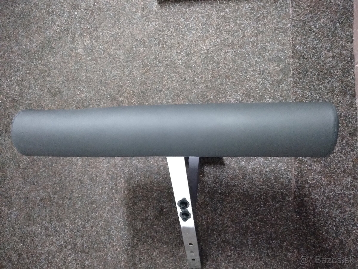 Bicepsová opierka Body Solid GPCA1 - 4