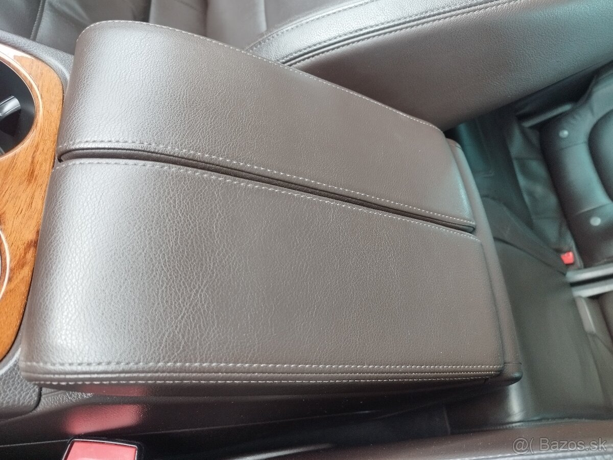 VW Touareg 3.0 tdi - 4