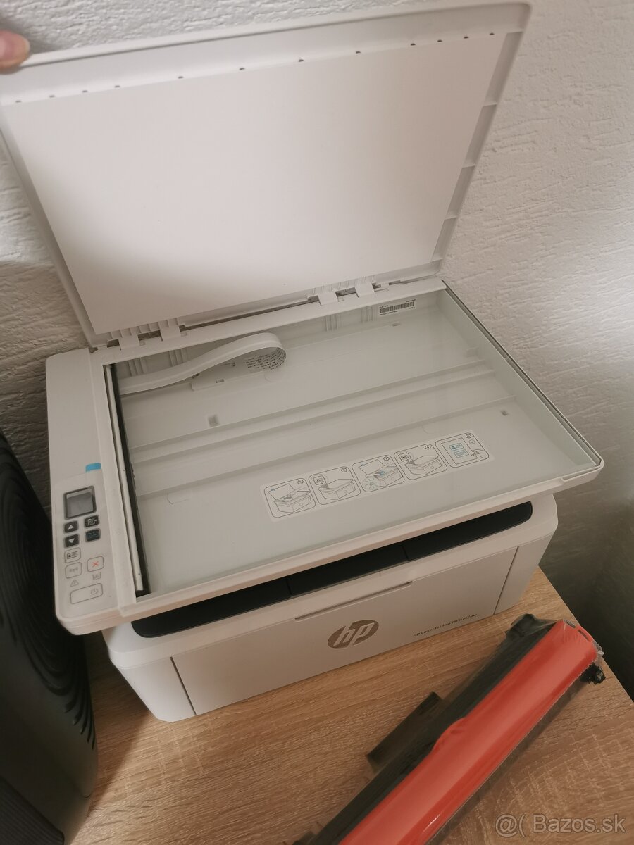 Tlačiareň HP LaserJet - 4