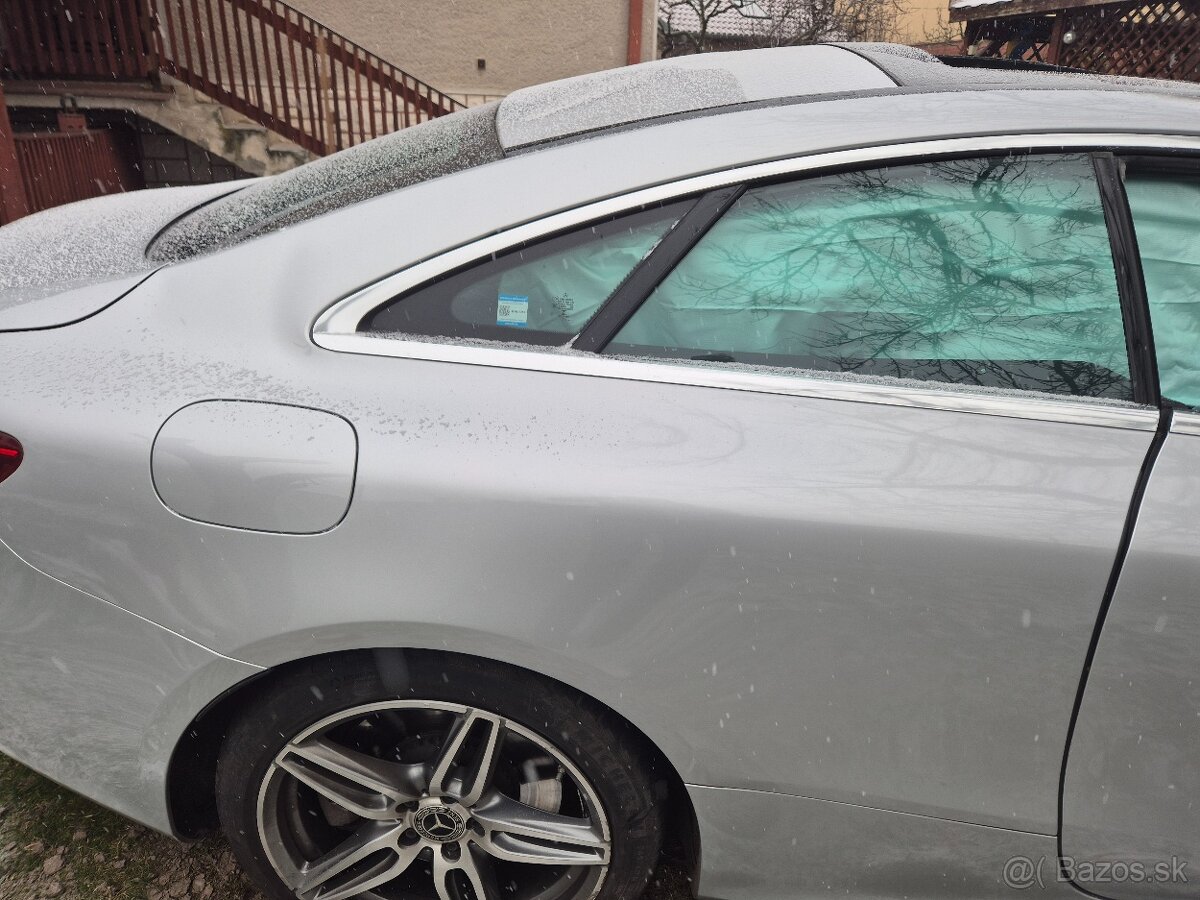 Mercedes E 400 4 MATIC - 4