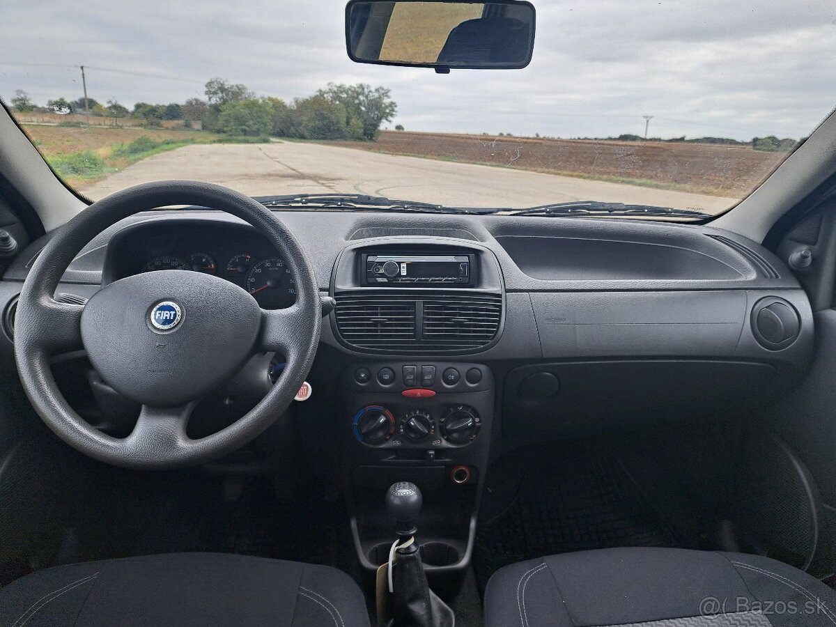 Fiat Punto 1.2 - 4