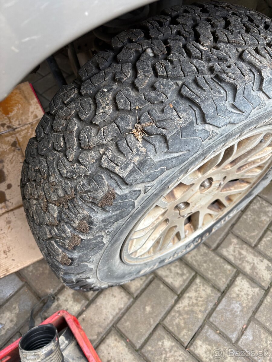 Rozpredam Jeep Grand cherokee 2.7 wj - 4
