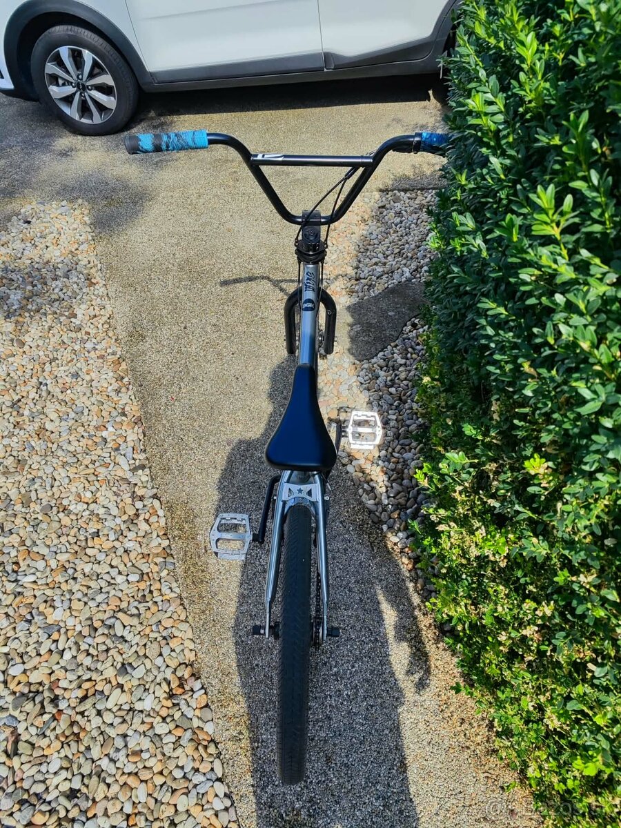 BMX - 4