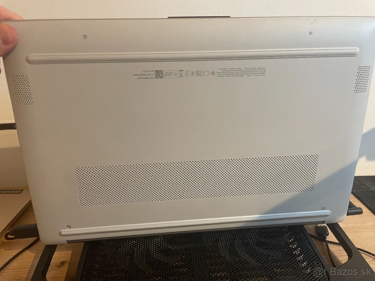 Predám HP 255 G10 – 15,6" Full HD, Ryzen 3, 8 GB RAM, 512 G - 4