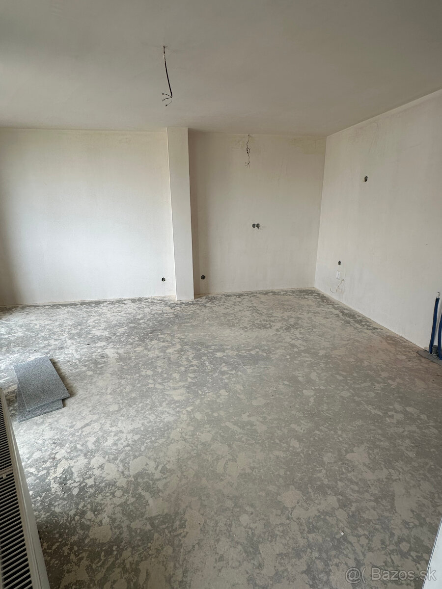 Na predaj 1-izbový byt Michalovce Zvončeková - 4