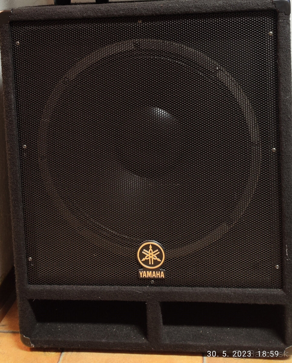 Basové 15" reproduktory - 4