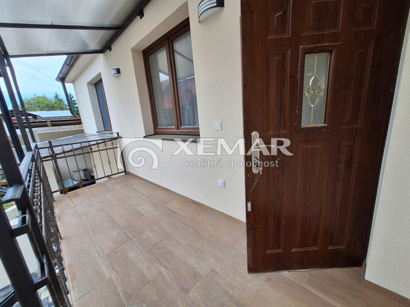Predaj 2-generačného moderne-zrekonštruovaného domu v obc... - 4
