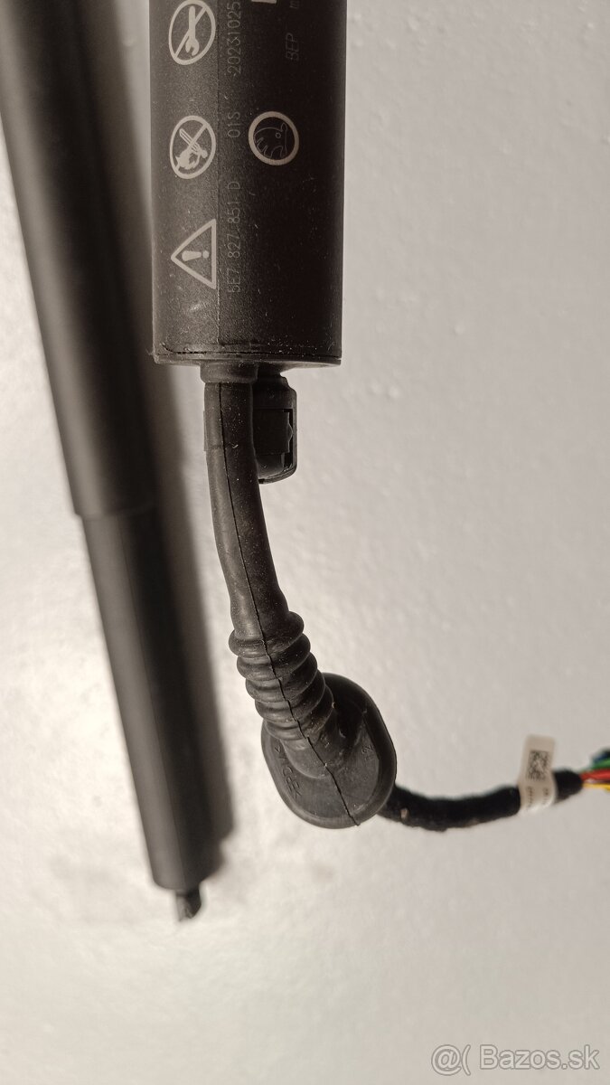 Vzpery kufra 5E7827851D škoda Octavia - 4