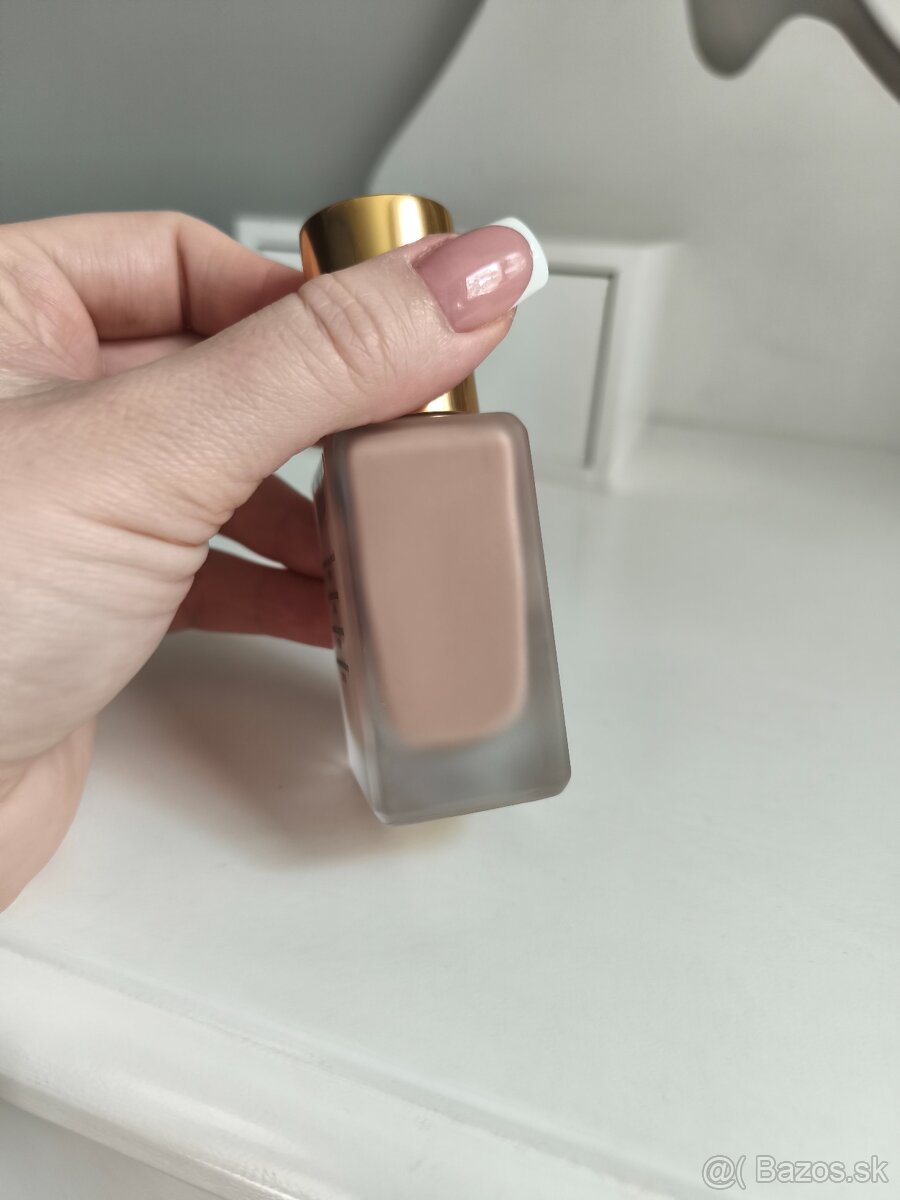 Estee Lauder Double Wear makeup 2C3 Fresco - 4