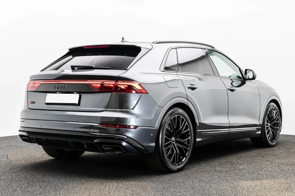 Audi Q8 50 TDi S line - 4